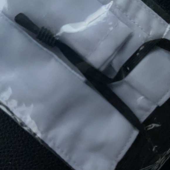 New set/2 Avengers face masks - Picture 4 of 4